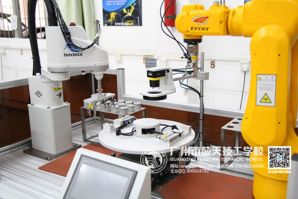 工业机器人实训室图片